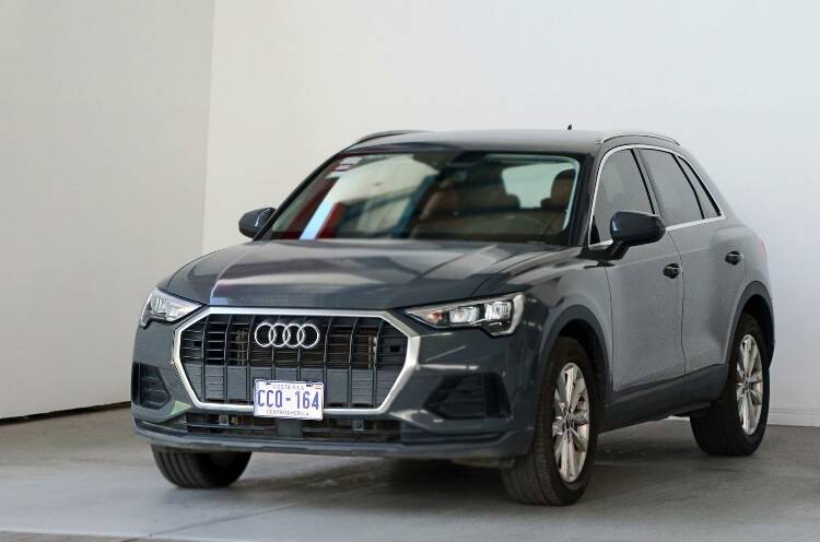 AUDI Q3 2024