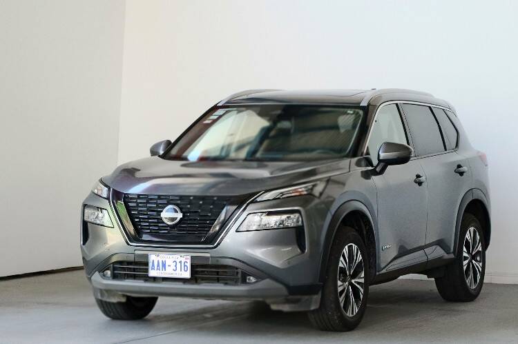 NISSAN X-TRAIL 2025